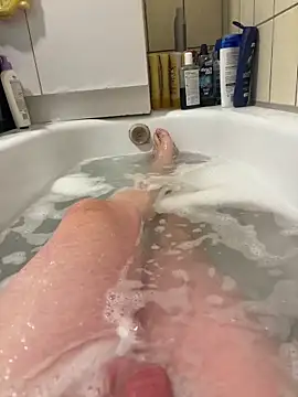 David19932908 online show from 10/14/25, 02:18