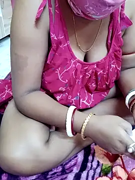 Snapshot of Bengali-boudi chatting on 05/07/26, 06:13 Bengali-boudi online show from 05/07/26, 06:13
