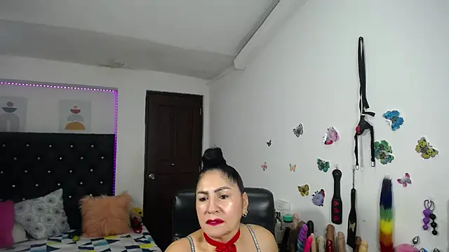 mature bigboobs10 online show from 06/06/26, 04:39