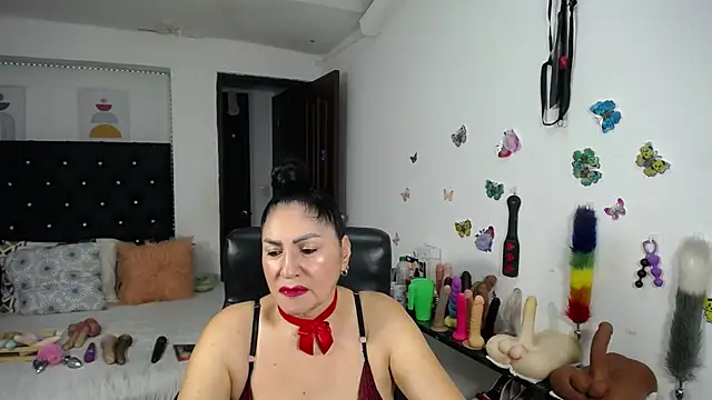Snapshot of mature_bigboobs10 chatting on 07/09/26, 04:16 mature bigboobs10 online show from 07/09/26, 04:16