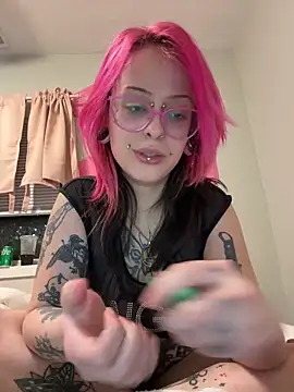 MissRomero online show from 01/14/25, 12:33