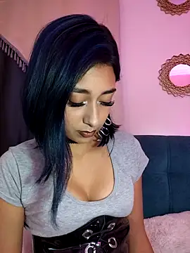 Snapshot of Scarlet_wd18 chatting on 09/25/25, 01:53 Scarlet wd18 online show from 09/25/25, 01:53