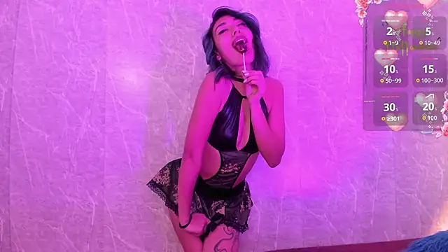 Snapshot of Scarlet_wd18 chatting on 10/16/25, 08:10 Scarlet wd18 online show from 10/16/25, 08:10