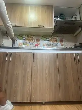 J loren online show from 12/17/25, 10:38