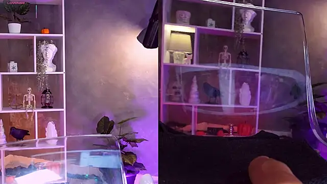 RedJasmine  online show from 10/15/25, 06:52