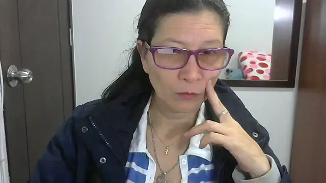 Snapshot of latin49 chatting on 02/27/25, 05:02 latin49 online show from 02/27/25, 05:02