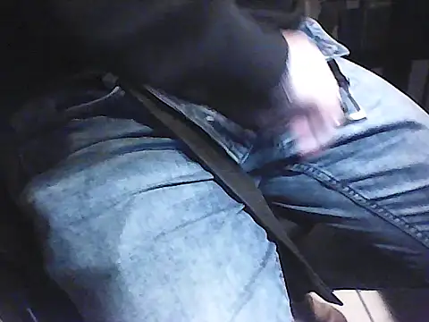 Snapshot of Ju_rine007 chatting on 10/24/25, 01:24 Ju rine007 online show from 10/24/25, 01:24