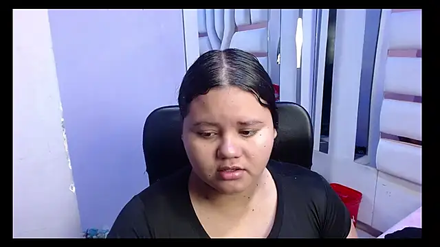 ValenTitis online show from 11/11/25, 08:31