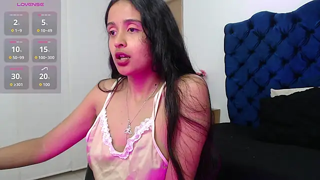 Lili666  online show from 10/31/25, 03:18