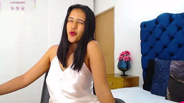 Snapshot of Lili666_ chatting on 06/16/26, 03:31 Lili666 online show from 06/16/26, 03:31