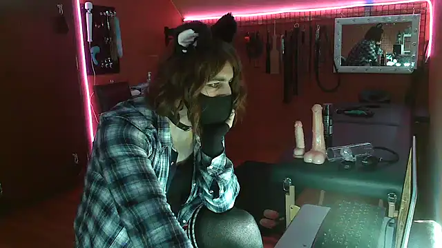 Ginny-the-bdsm-nympho online show from 12/15/24, 06:04