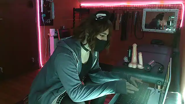 Ginny-the-bdsm-nympho online show from 01/19/25, 05:28