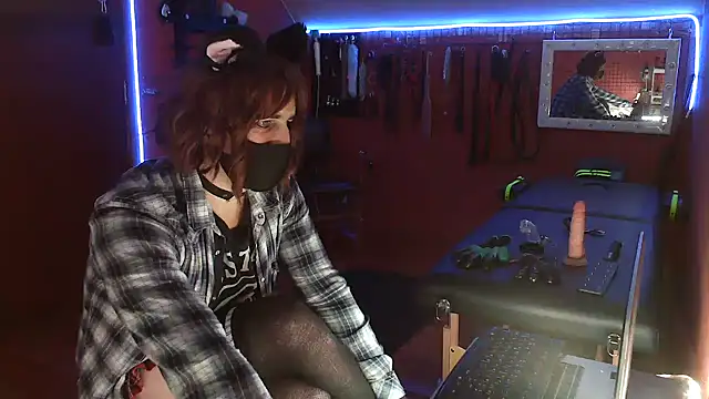 Ginny-the-bdsm-nympho online show from 10/02/25, 05:09