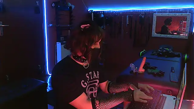 Ginny-the-bdsm-nympho online show from 10/19/25, 04:51