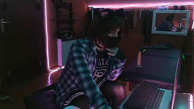 Snapshot of Ginny-the-bdsm-nympho chatting on 02/12/26, 05:52 Ginny-the-bdsm-nympho online show from 02/12/26, 05:52