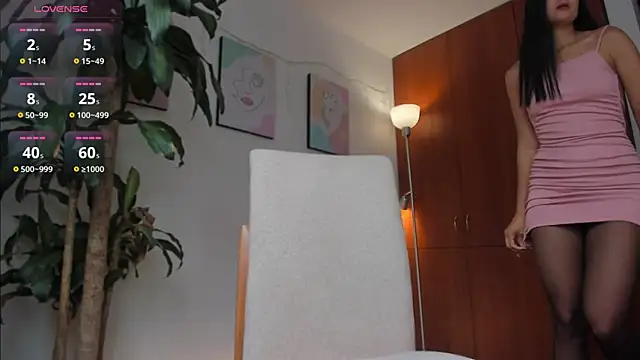 alessia1   online show from 09/14/25, 05:12