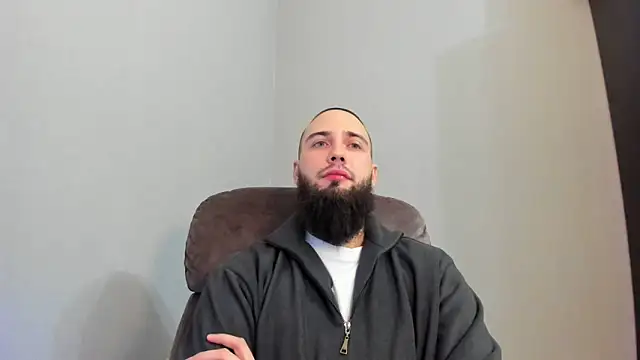 A              online show from 02/06/25, 09:49