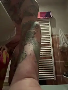 Snapshot of sissyboy-666- chatting on 03/13/26, 05:03 sissyboy-666- online show from 03/13/26, 05:03