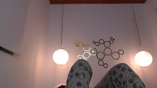 Snapshot of adriscute chatting on 02/03/25, 06:45 adriscute online show from 02/03/25, 06:45