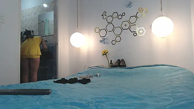 Snapshot of adriscute chatting on 03/09/25, 01:46 adriscute online show from 03/09/25, 01:46