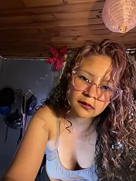 Snapshot of Hathorlove chatting on 01/21/25, 09:36 Hathorlove online show from 01/21/25, 09:36