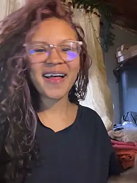 Snapshot of Hathorlove chatting on 01/24/25, 09:15 Hathorlove online show from 01/24/25, 09:15