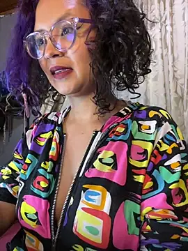 Snapshot of Hathorlove chatting on 02/11/25, 11:33 Hathorlove online show from 02/11/25, 11:33