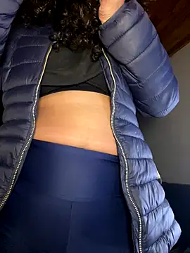 Snapshot of Hathorlove chatting on 09/16/25, 06:58 Hathorlove online show from 09/16/25, 06:58