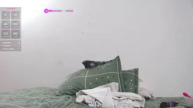 zohe  online show from 03/19/25, 03:19