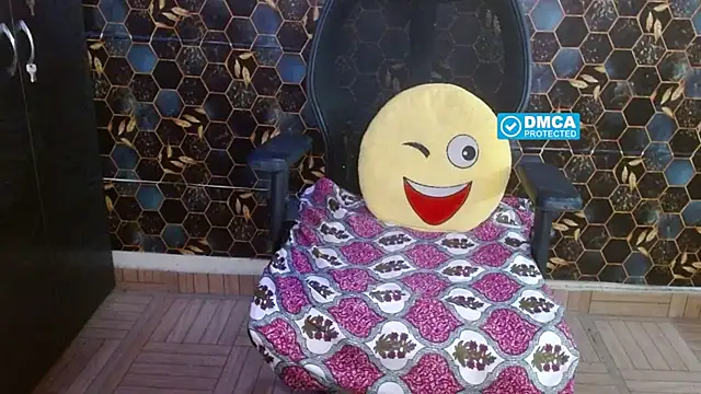 Snapshot of KinderrJoy chatting on 05/23/26, 05:45 KinderrJoy online show from 05/23/26, 05:45
