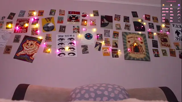 Luna Blake online show from 05/28/26, 04:15