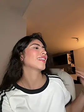 Gaby zahir  online show from 01/15/25, 12:30