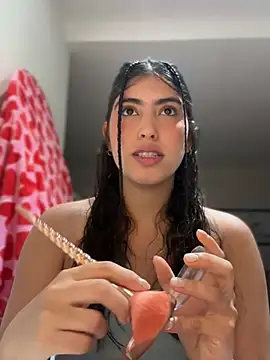 Gaby zahir  online show from 03/15/25, 09:41