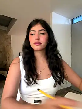 Gaby zahir  online show from 09/09/25, 10:15