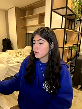 Gaby zahir  online show from 10/21/25, 12:44