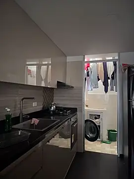 Gaby zahir  online show from 01/15/26, 11:48