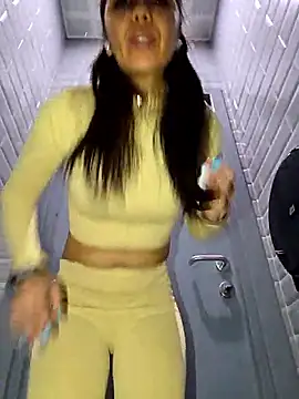 LeticiaWoods online show from 11/26/25, 09:21