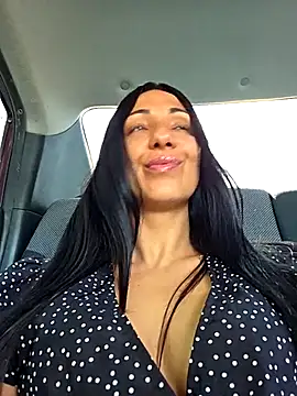 Snapshot of LeticiaWoods chatting on 06/12/26, 11:31 LeticiaWoods online show from 06/12/26, 11:31