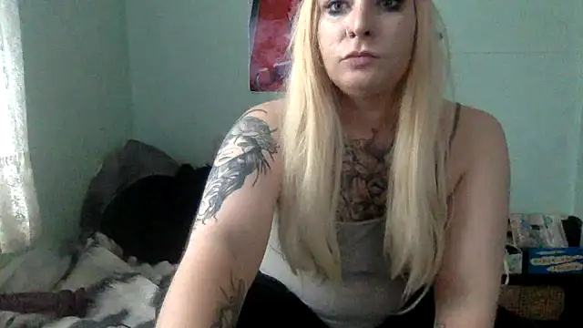 Snapshot of alexabunni chatting on 07/05/26, 03:30 alexabunni online show from 07/05/26, 03:30