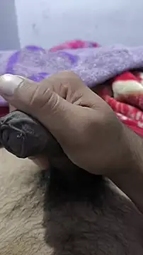 Snapshot of Im_Aryan chatting on 12/28/24, 03:37 Im Aryan online show from 12/28/24, 03:37