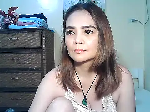 Kisses-13 online show from 12/04/25, 02:04