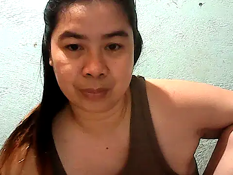Snapshot of Totally_Naked69 chatting on 07/15/26, 05:56 Totally Naked69 online show from 07/15/26, 05:56