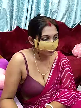 Snapshot of Queen_Dolly chatting on 01/30/25, 06:10 Queen Dolly online show from 01/30/25, 06:10