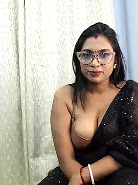 Snapshot of Queen_Dolly chatting on 09/27/25, 06:02 Queen Dolly online show from 09/27/25, 06:02