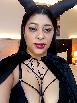 Lashmy111 online show from 10/31/25, 03:40