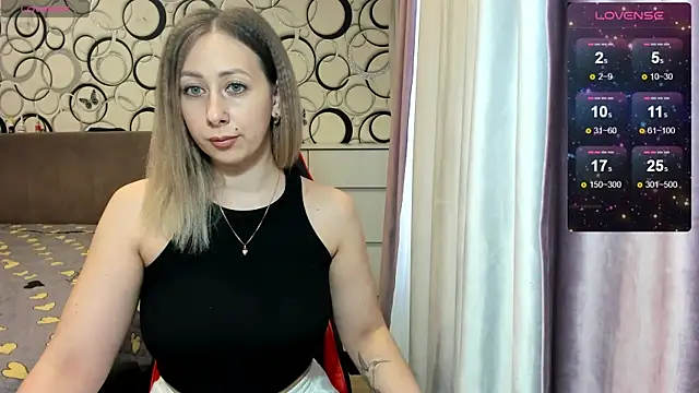 KristinaVegasss online show from 02/17/25, 09:56