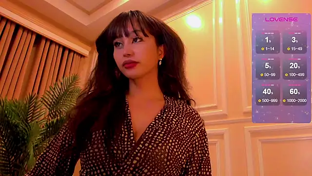 YOURCRISTINAS online show from 01/19/26, 04:33