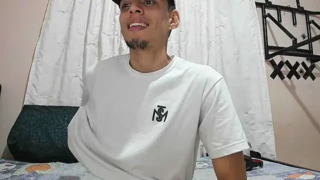 davidlatin66 online show from 03/12/26, 08:48