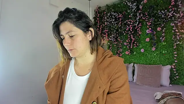 SarahDeyvis online show from 02/23/26, 02:03