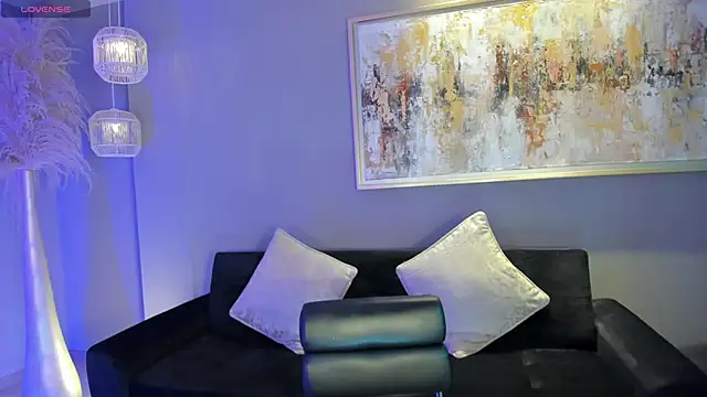 EveBensonX online show from 02/12/25, 12:33